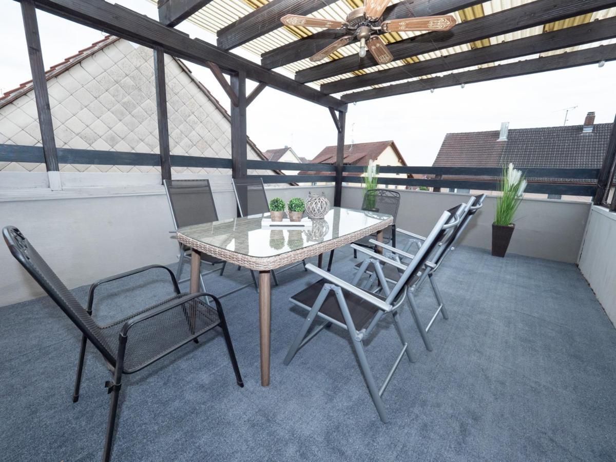 Ferienwohnungen Hirschen Lottstetten Exterior foto
